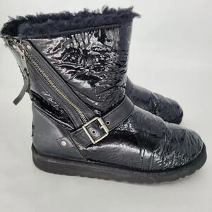 uggs black classic Shiney boots size kids 5 women's 7
